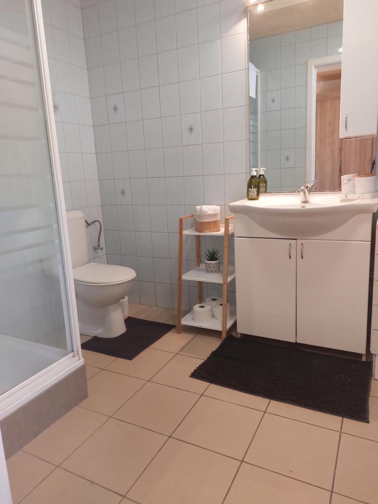A La Cour De La Sucrerie Apartment Binche Bilik gambar